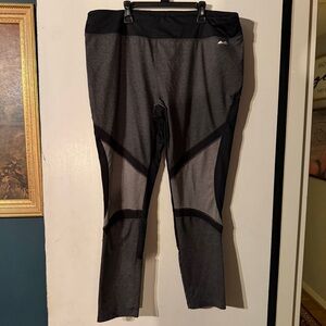 Avia Charcoal and Black Sportswear